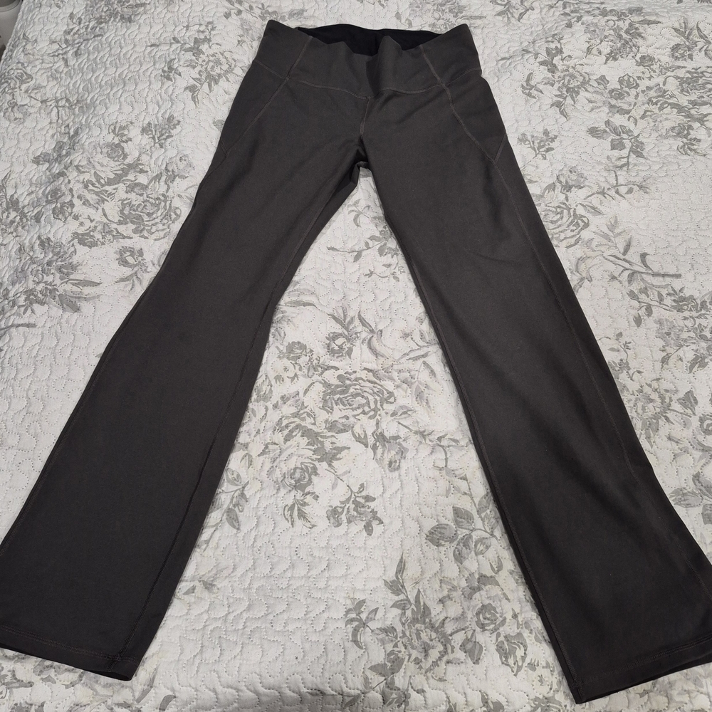 Under Armour Women's UA Reflect Hi-Rise Boot Cut Pants Large